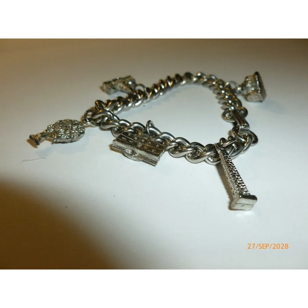 Vintage Silver Tone Curb Link Charm Bracelet 5 Charms Tree Building Monument 7in